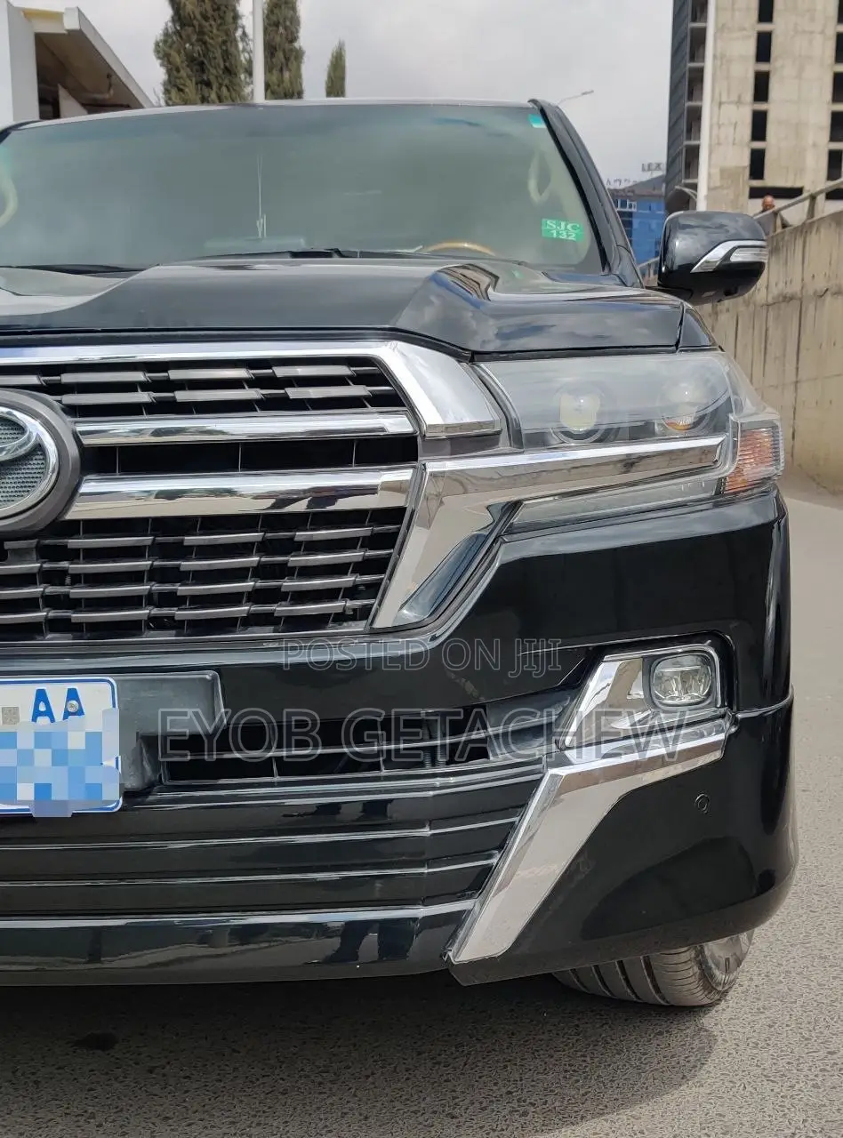 Toyota Land Cruiser 2012 Black