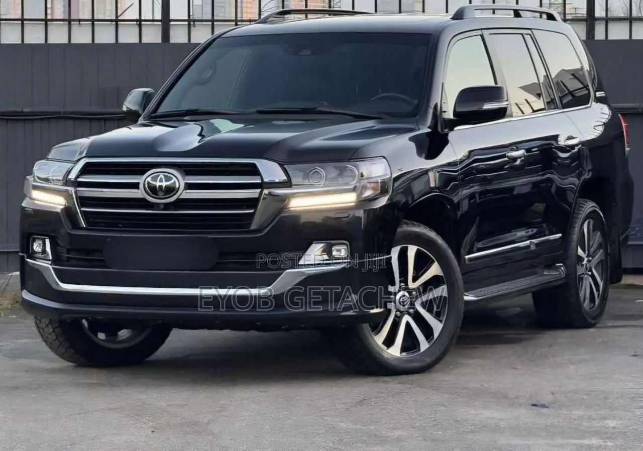 Toyota Land Cruiser 2012 Black