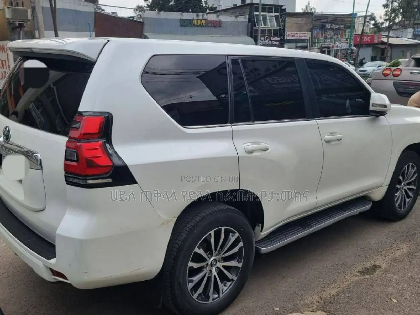 Toyota Land Cruiser Prado 2022 White