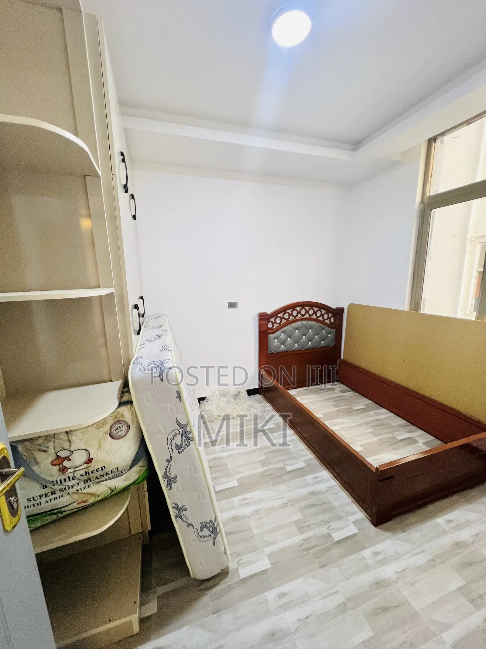 Furnished 5bdrm Apartment in Diaspora, Nifas Silk-Lafto for sale