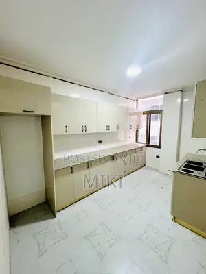 Furnished 5bdrm Apartment in Diaspora, Nifas Silk-Lafto for sale