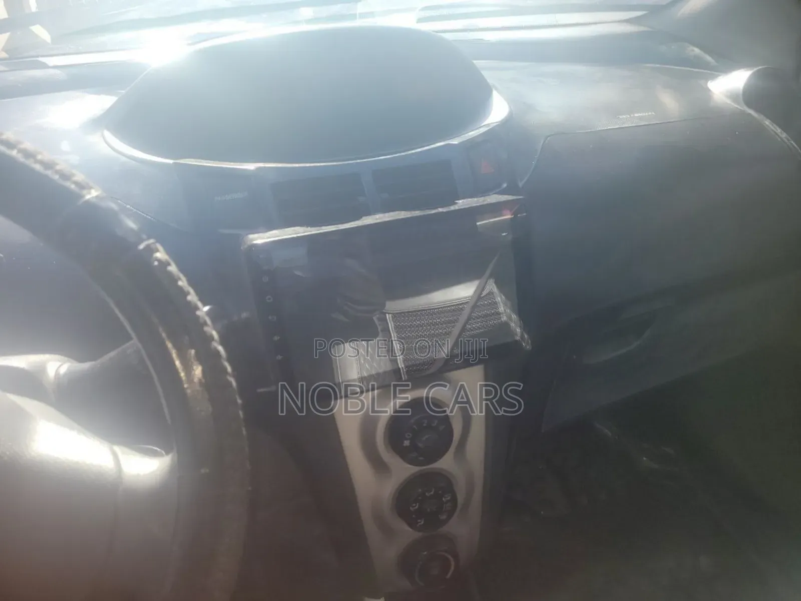 Toyota Yaris 2010 Silver