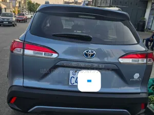 Toyota Corolla Cross Hybrid 2023 Blue