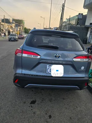 Toyota Corolla Cross Hybrid 2023 Blue