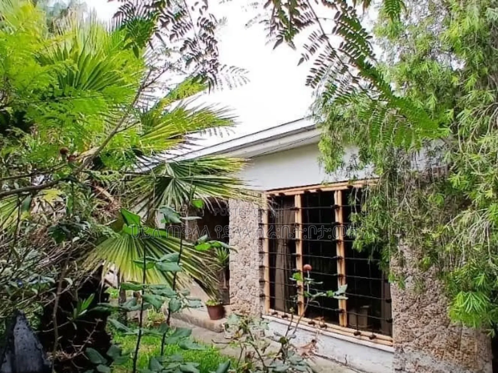 Furnished 5bdrm Villa in ለገጣፎ ሮፋክ ሪልስተት, Oromia-Finfinne for sale