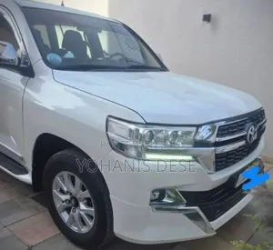 Toyota Land Cruiser 2012 Beige