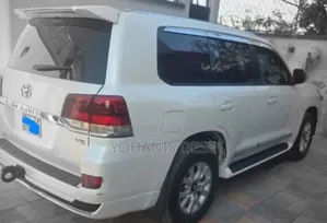 Toyota Land Cruiser 2012 Beige