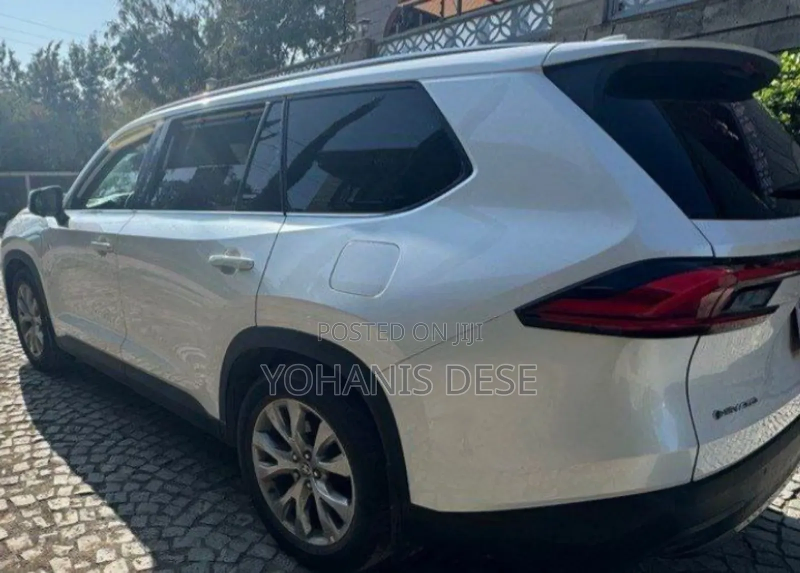 Toyota Grand Highlander Hybrid 2025 Beige