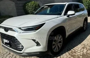 Toyota Grand Highlander Hybrid 2025 Beige