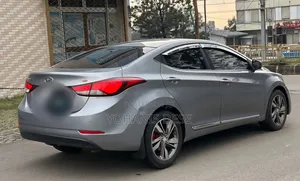 Hyundai Avante 2015 Beige