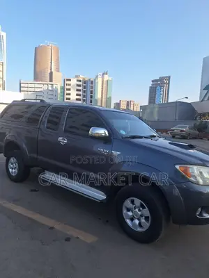 Photo - Toyota Hilux 2.5 D-4D Extra Cab 2008 Gray