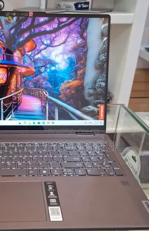 New Laptop Lenovo Yoga 7i 16GB Intel Core Ultra 7 SSD 1T