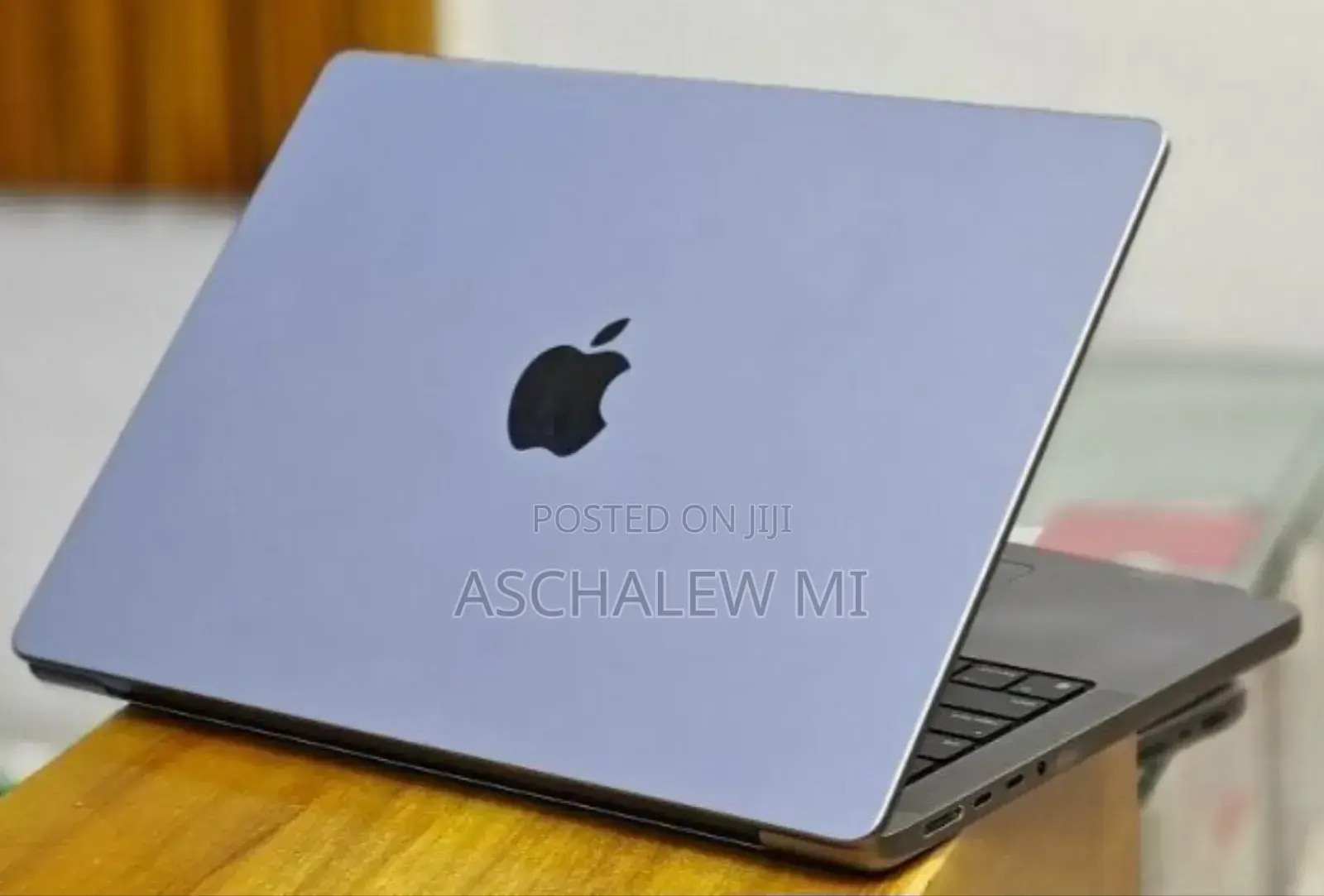New Laptop Apple MacBook Pro M1 32GB Apple M1 Pro SSD 512GB