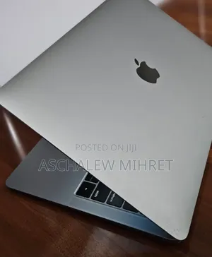 New Laptop Apple MacBook Air 2019 8GB Intel Core I5 SSD 128GB