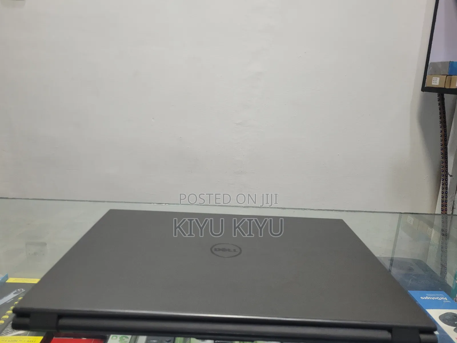 New Laptop Dell Vostro 3750 8GB Intel Core I5 HDD 500GB