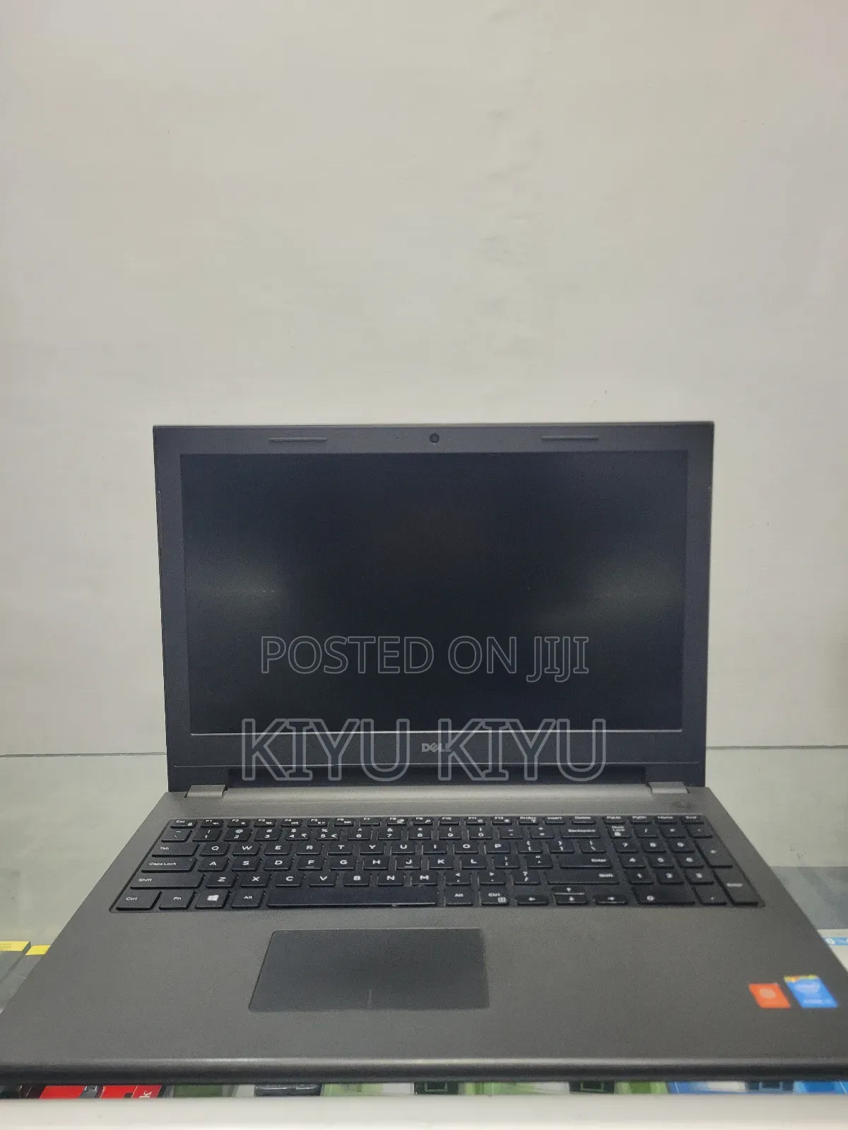 New Laptop Dell Vostro 3750 8GB Intel Core I5 HDD 500GB