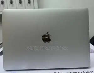 New Laptop Apple MacBook Pro 2017 8GB Intel Core I5 SSD 128GB