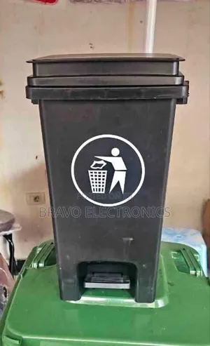 20l Trash Can (Garbage Bin) Compact, Clean Perfect for Daily Use!