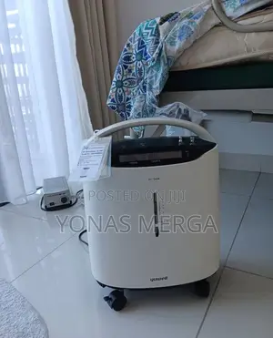 Photo - Yuwell Lite Oxygen Concentrator詹名oxygen Purity (%) 87-96 Oxygen