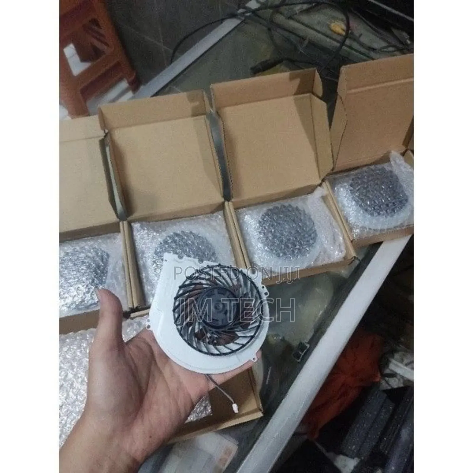 የ Playstation And Joyatick መለዋወጫ በተመጣጣኝ ዋጋ በ ብዛት እና በጥራት