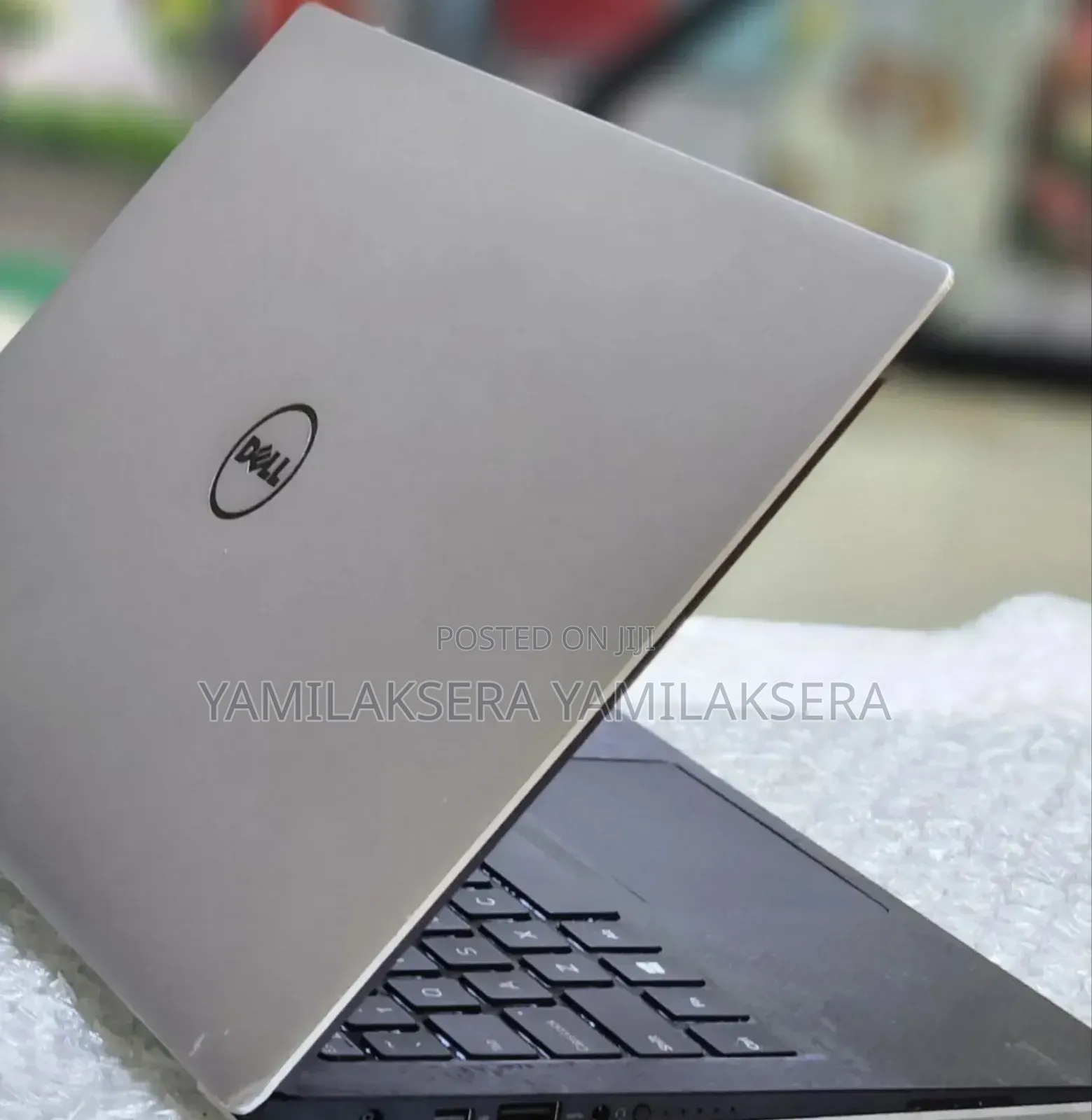 New Laptop Dell Adamo Onyx 8GB Intel Core i7 SSD 256GB