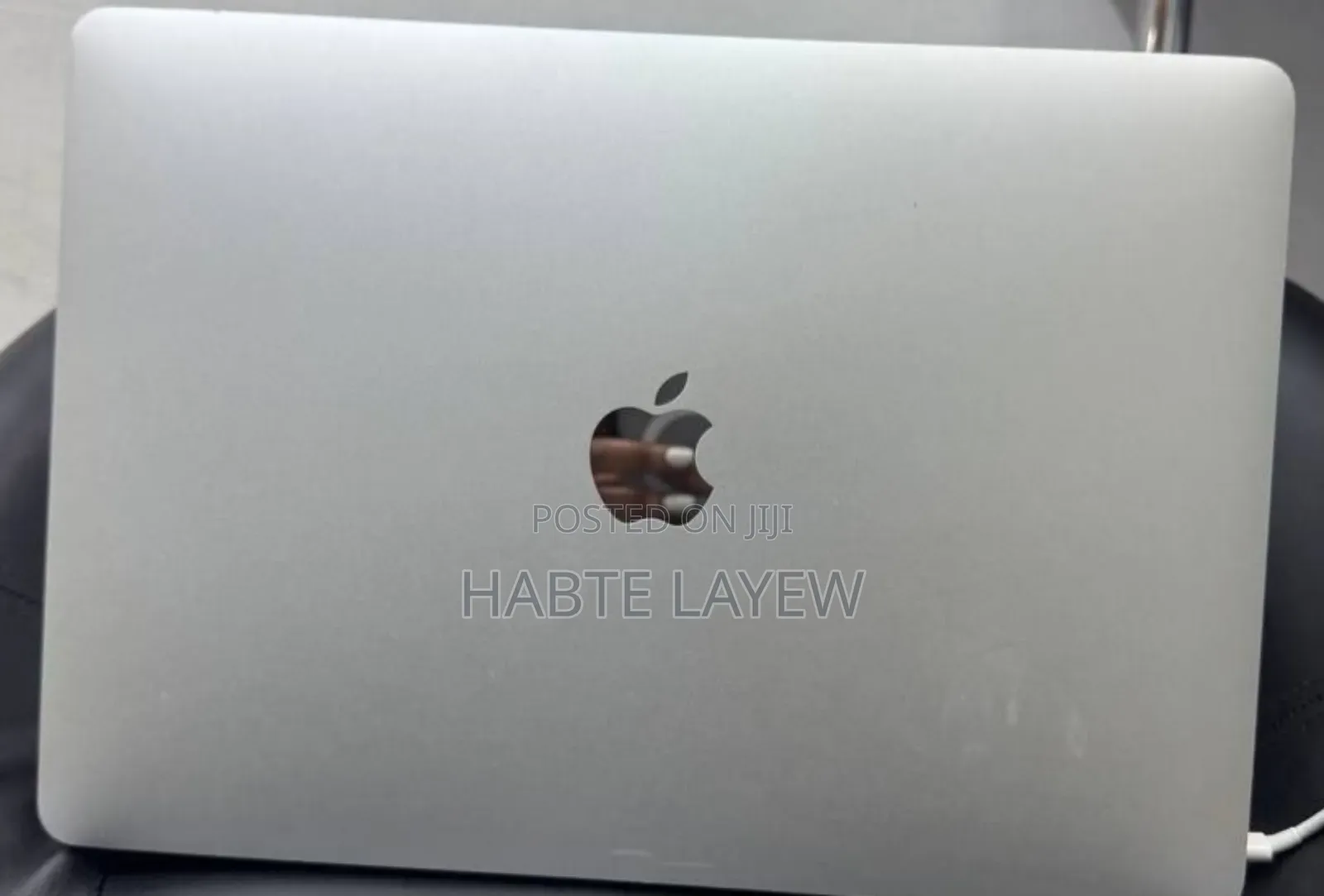 New Laptop Apple MacBook Pro 2017 8GB Intel Core I5 SSD 128GB