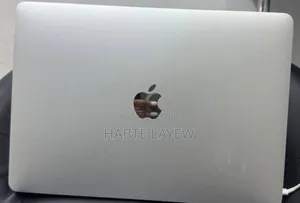 New Laptop Apple MacBook Pro 2017 8GB Intel Core I5 SSD 128GB