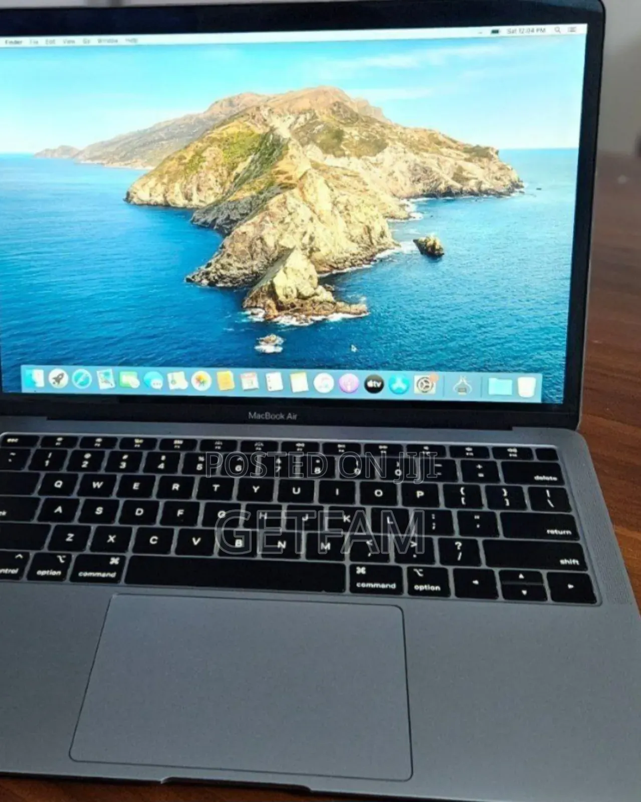 New Laptop Apple MacBook Pro 2019 8GB Intel Core I5 SSD 128GB