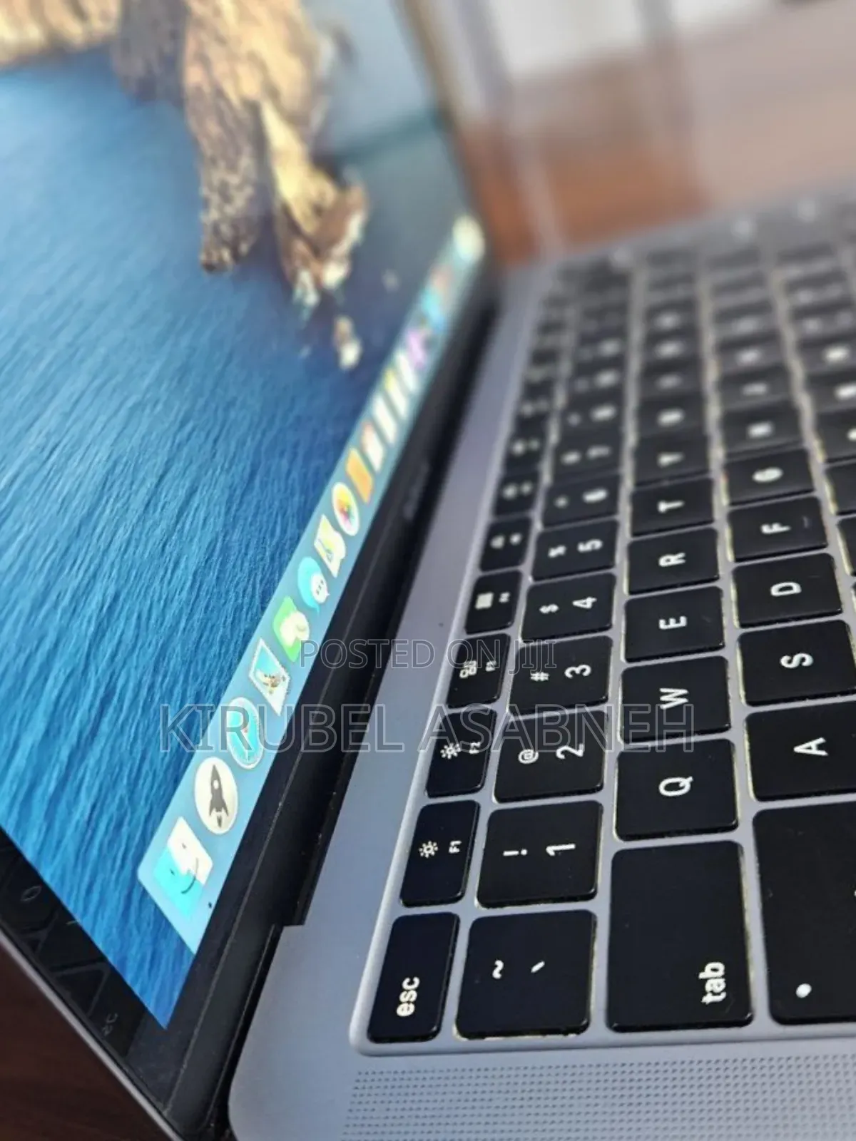 New Laptop Apple MacBook Air 2019 8GB Intel Core I5 SSD 128GB