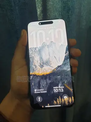 Photo - Apple iPhone 15 Pro Max 256 GB Black