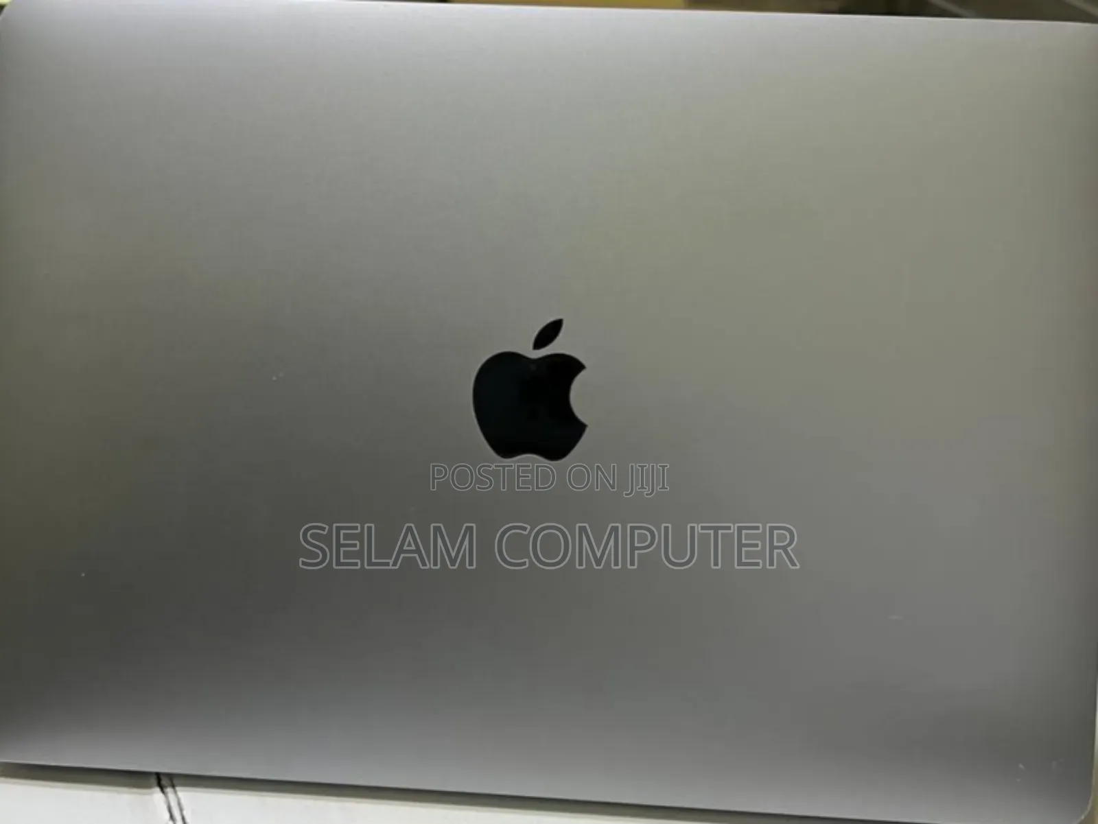New Laptop Apple MacBook Pro 2019 8GB Intel Core I5 SSD 128GB
