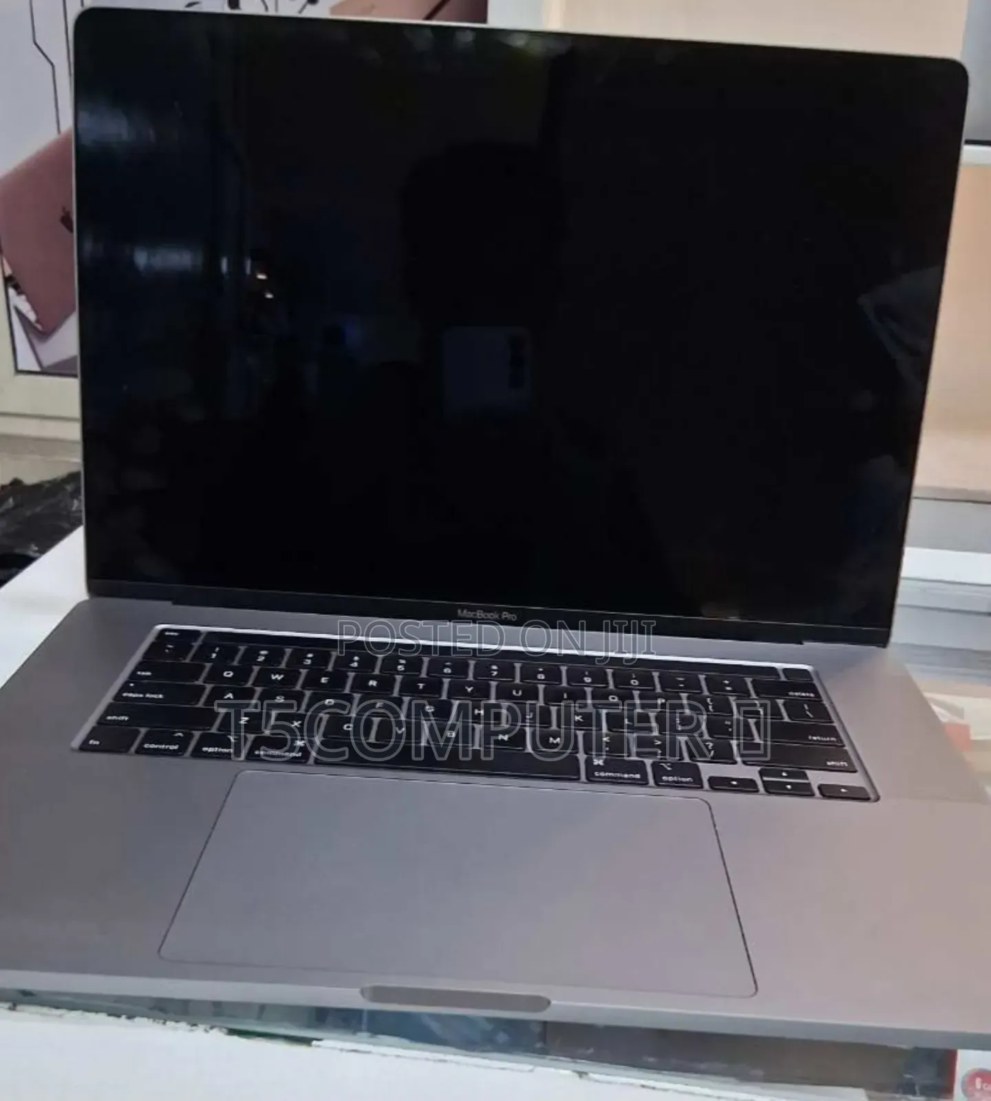 New Laptop Apple MacBook Pro 2019 32GB Intel Core I7 SSD 1T
