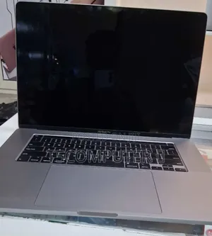 Photo - New Laptop Apple MacBook Pro 2019 32GB Intel Core I7 SSD 1T