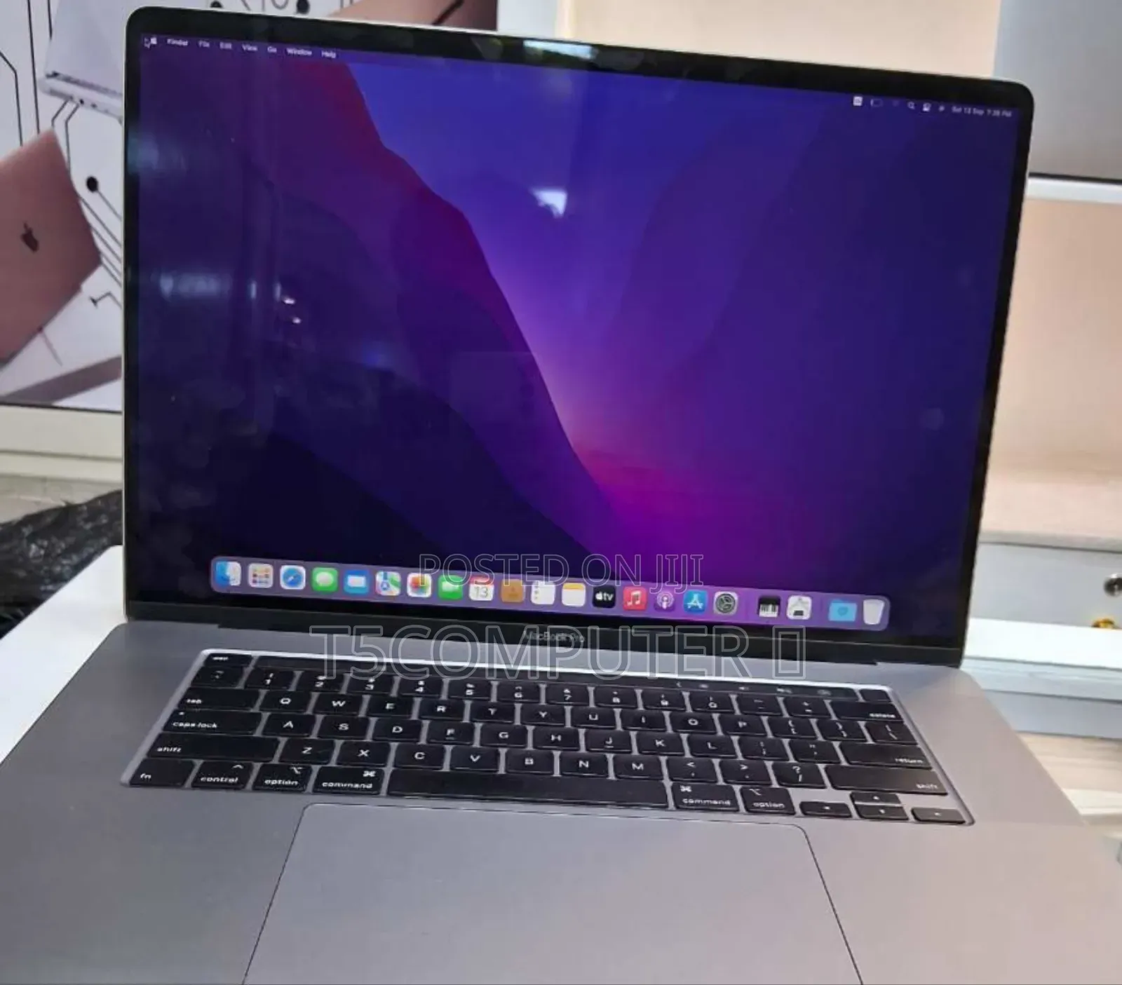New Laptop Apple MacBook Pro 2019 32GB Intel Core I7 SSD 1T