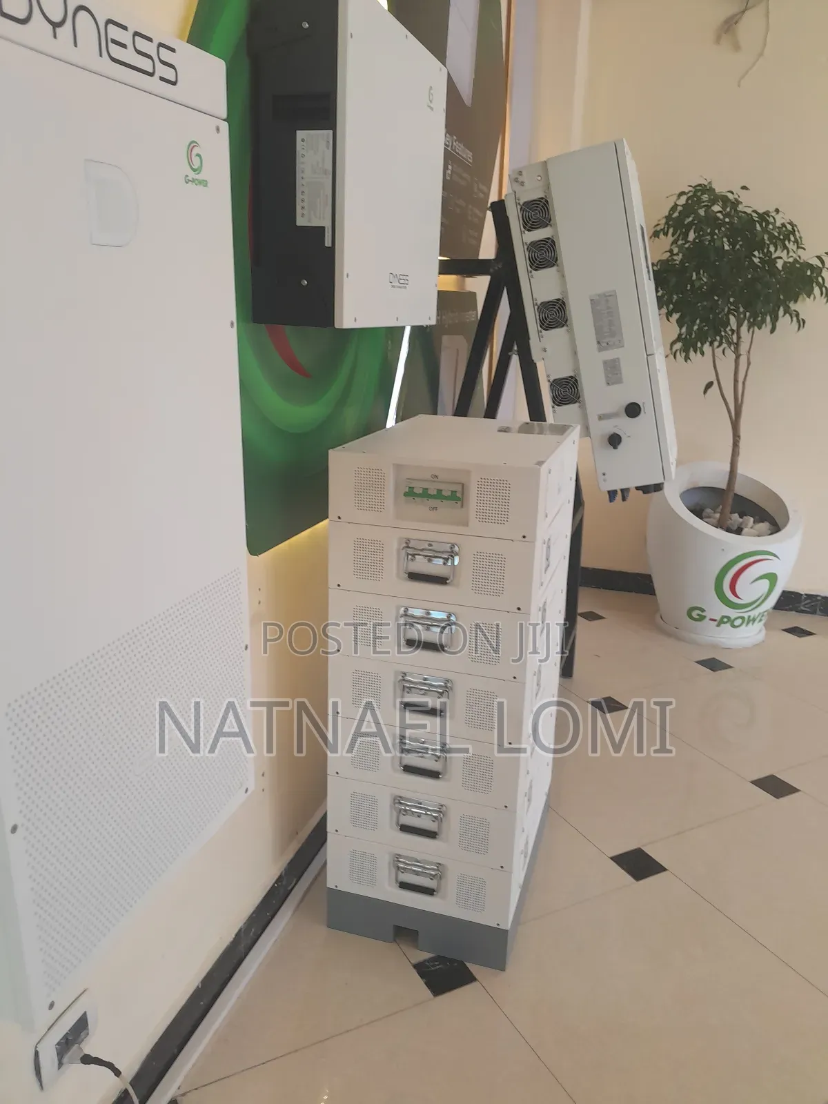 Invertor and Battery Plus Solarpanal