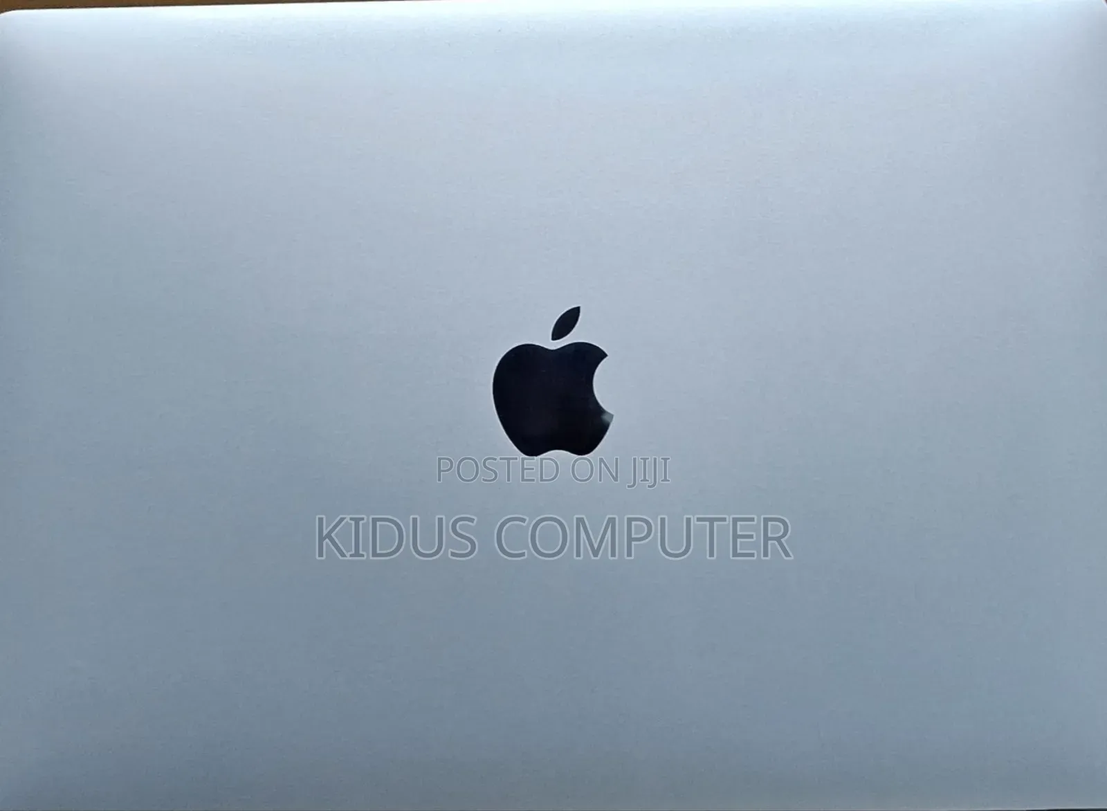 New Laptop Apple MacBook Pro 2019 8GB Intel Core I5 SSD 128GB