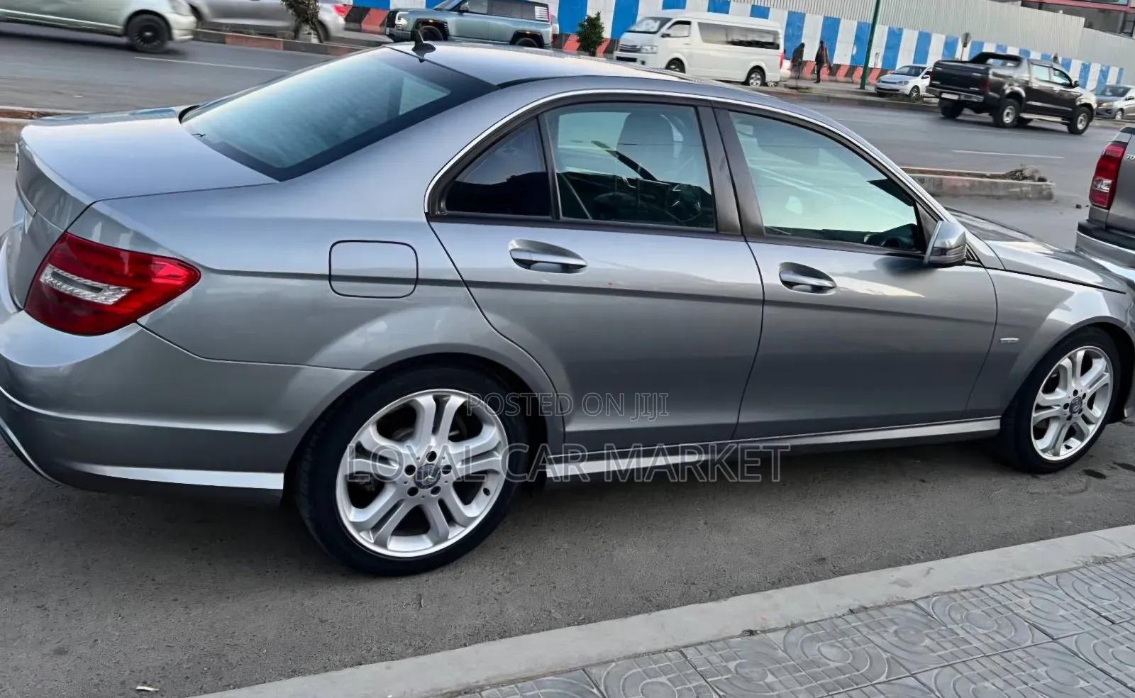 Mercedes-Benz C200 2012 Gray