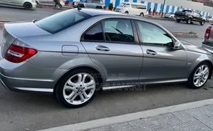 Mercedes-Benz C200 2012 Gray
