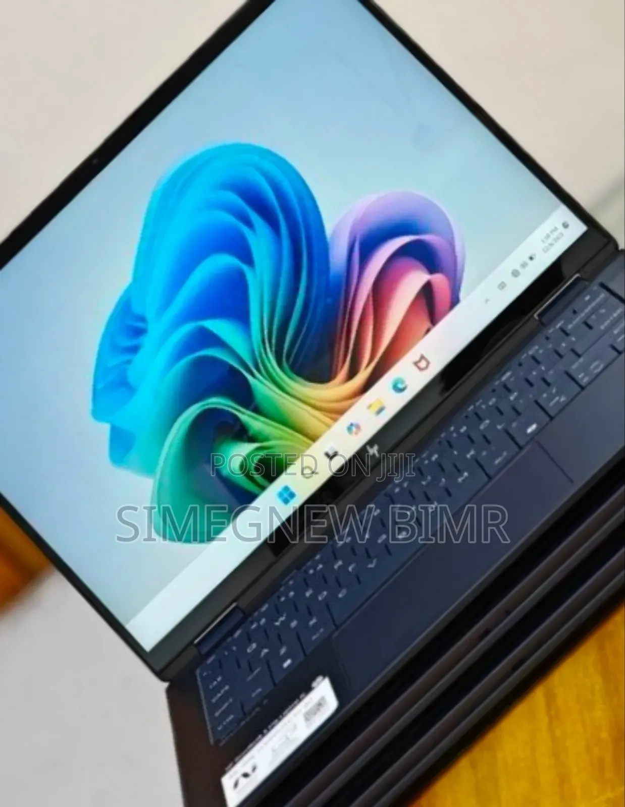 New Laptop HP OmniBook 5 Flip 16GB Intel Core Ultra 7 SSD 1T