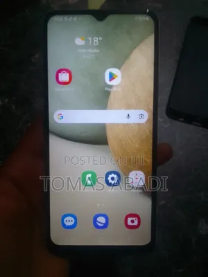 Photo - Samsung Galaxy A12 32 GB White