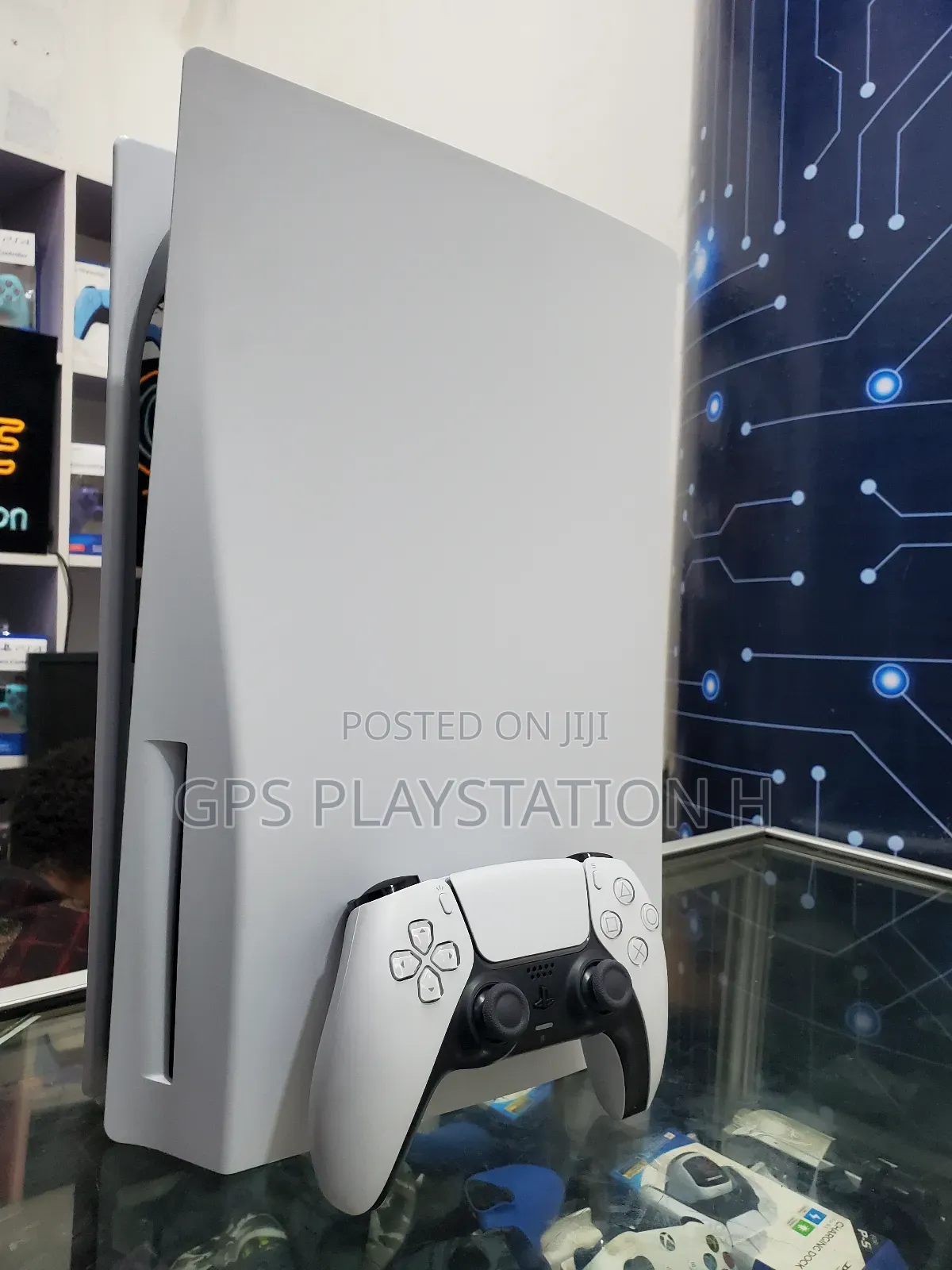 Playstation 5 Standard Play Station Five GPS