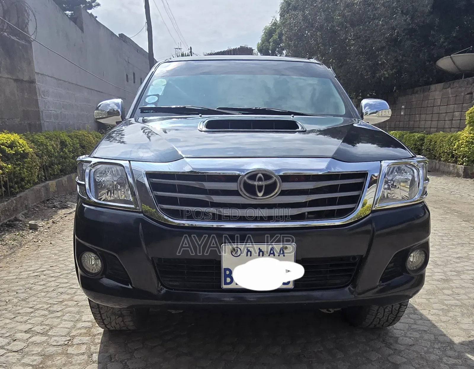 Toyota Hilux 2010 Black