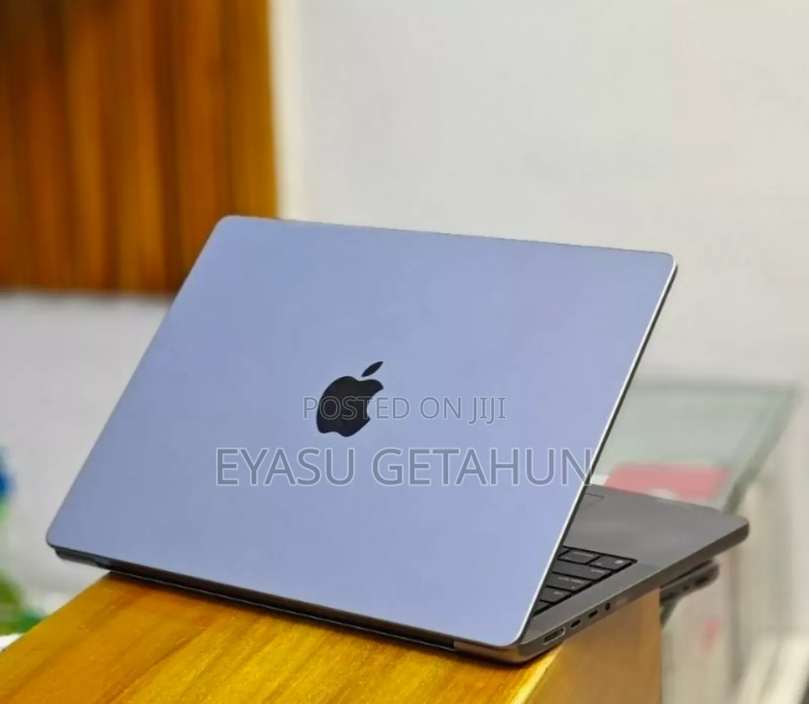 New Laptop Apple MacBook Pro M1 32GB Apple M1 Pro SSD 512GB