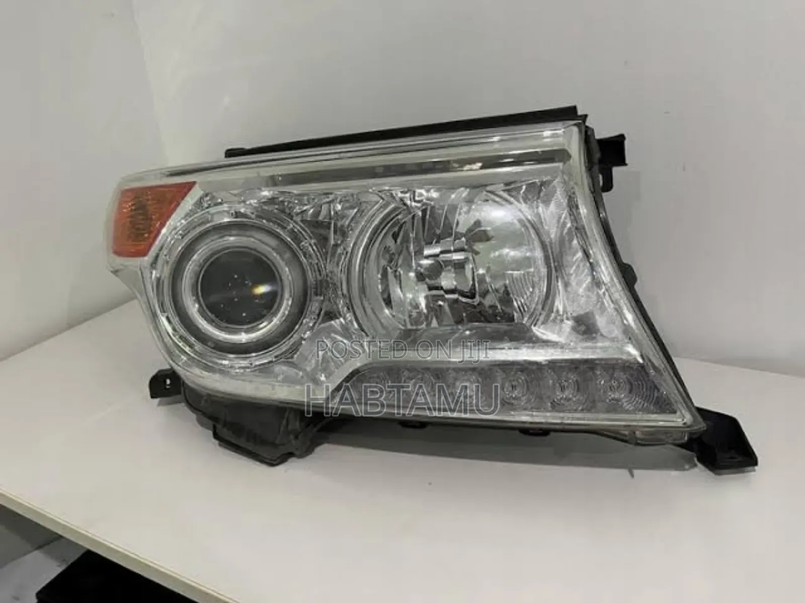 Landcruiser 2012 Head Lamp