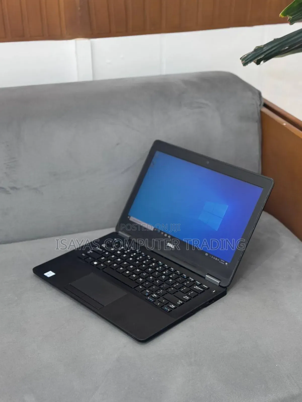 New Laptop Dell Latitude 12 E7270 8GB Intel Core I5 SSD 512GB