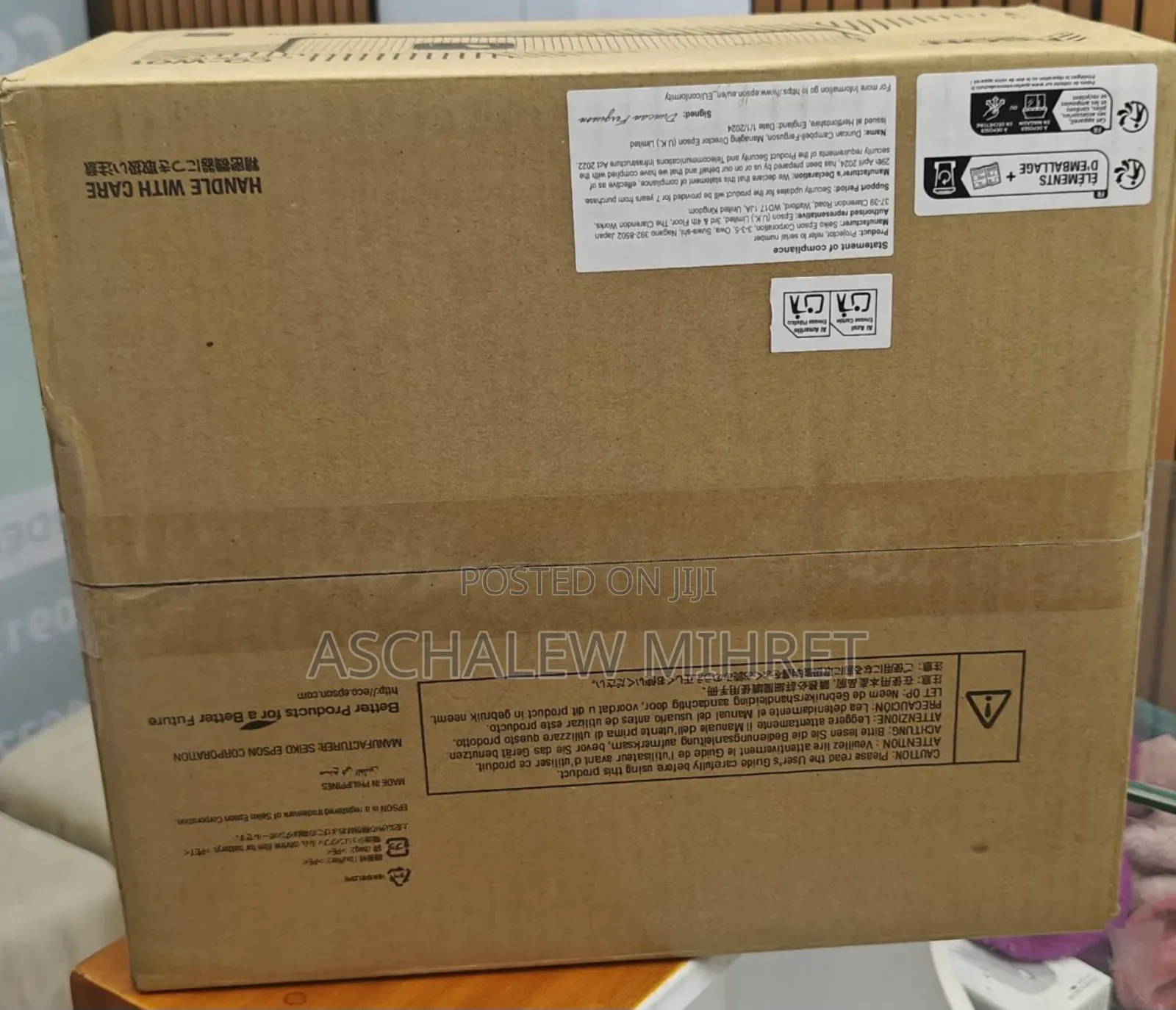 Brand New Epson Projector Co-W01 With Cartoon With Best Image Quality