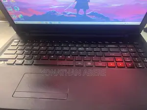 Photo - Laptop Lenovo IdeaPad 100 8GB Intel Core i5 HDD 1T