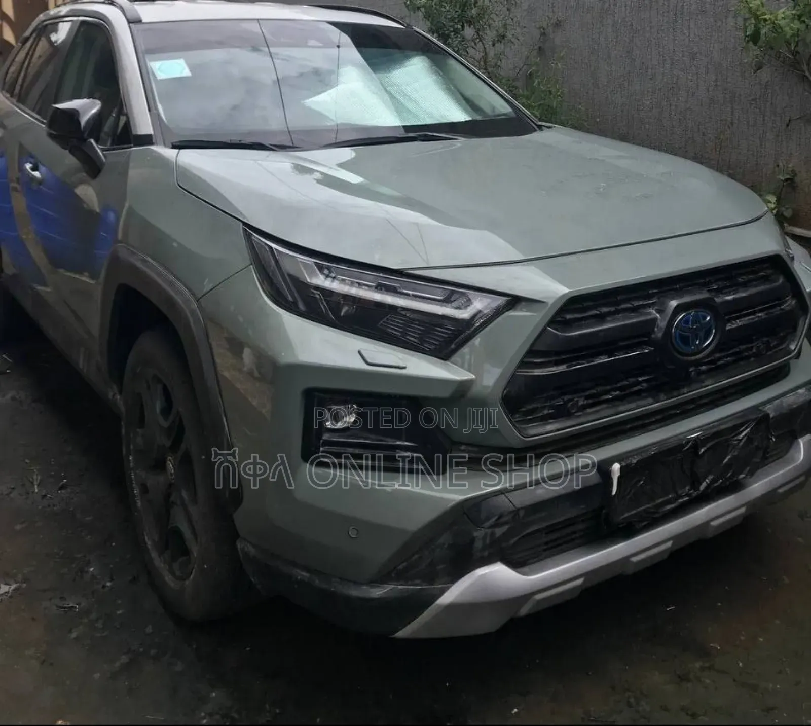 Toyota RAV4 2023 Silver