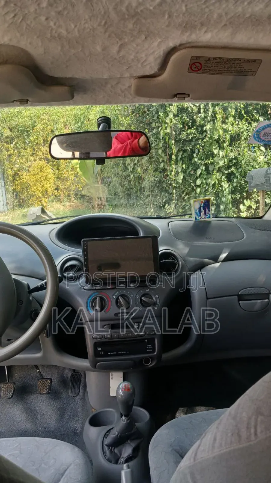 Toyota Vitz 1999 Gold