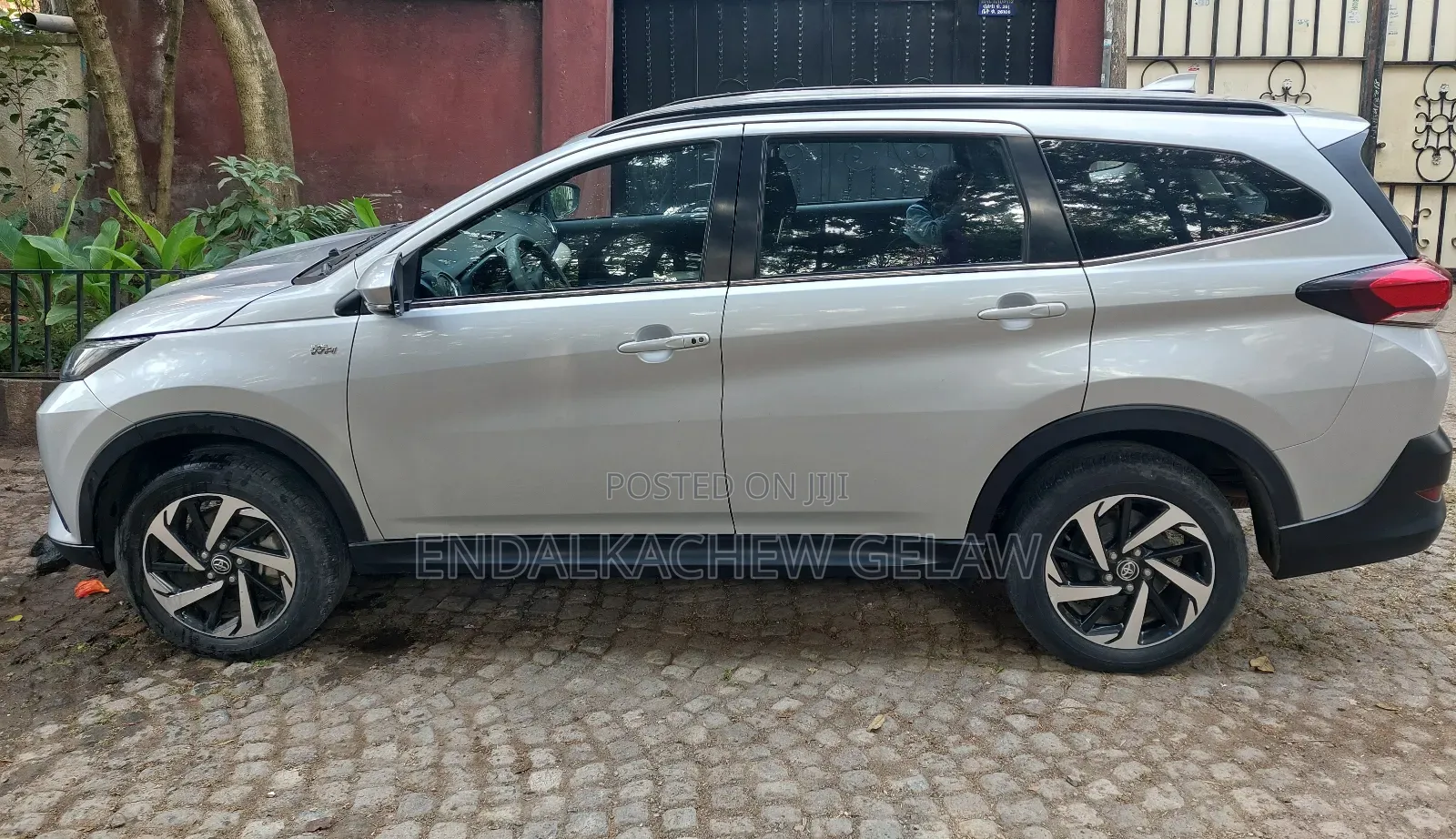 Toyota Rush 1.5 RWD 2019 Silver